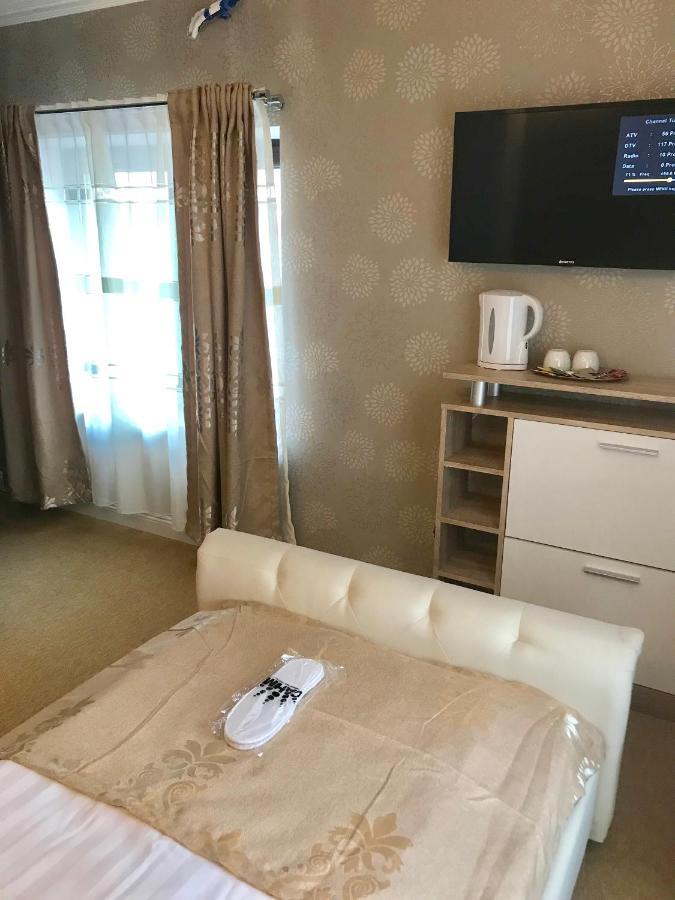 Vila 18 Hotel Boutique Bukarest Eksteriør billede